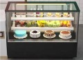 餐厅甜品店必备！穗凌蛋糕展示柜多少钱？打造亮眼甜品展示区