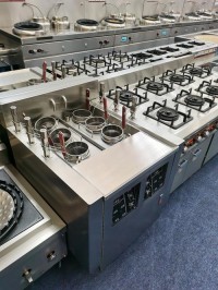 重庆厨房设备采购:沙坪坝工业区企业及菜园坝市场地址查询